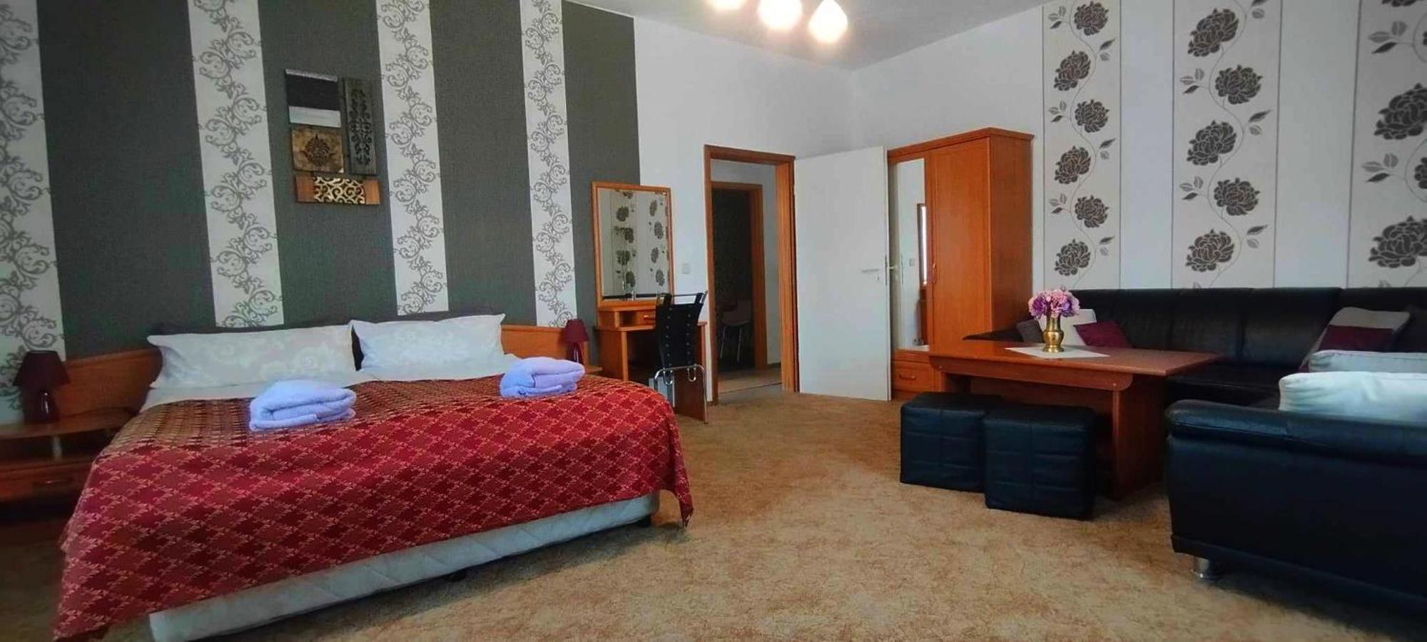 Grosse Wohnung Mit Terrasse Im Altstadtzentrum - Ferienwohnung Chiplakoff Blankenburg  Extérieur photo