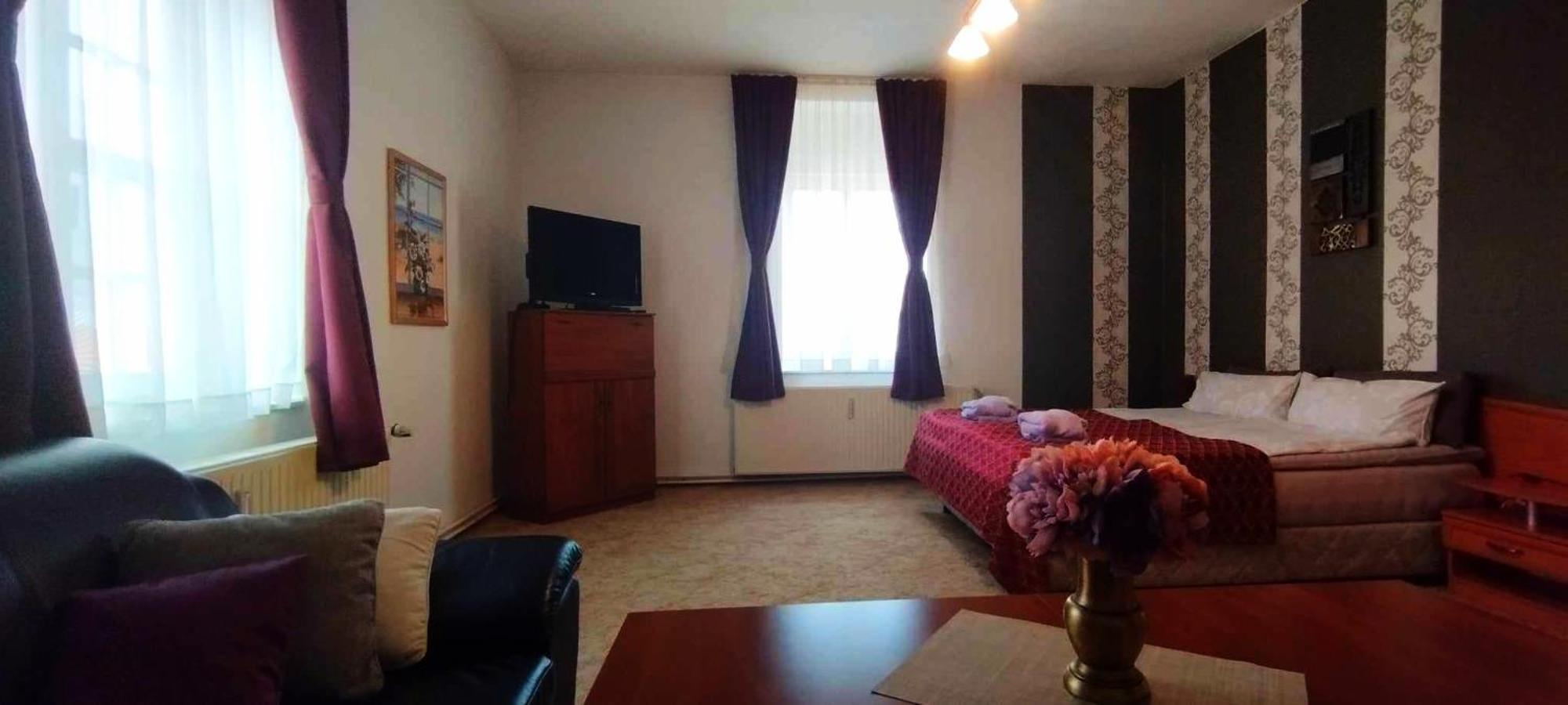 Grosse Wohnung Mit Terrasse Im Altstadtzentrum - Ferienwohnung Chiplakoff Blankenburg  Extérieur photo