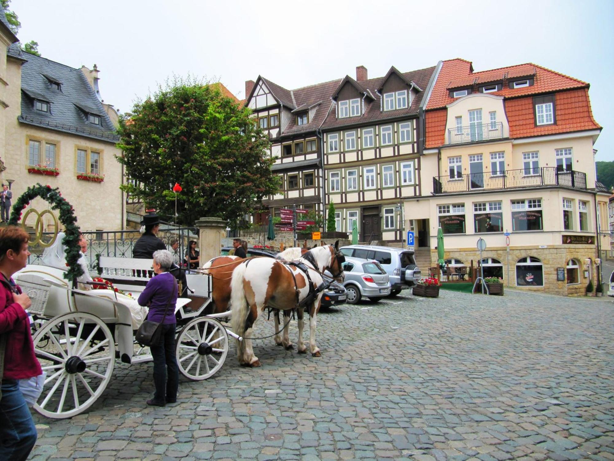 Grosse Wohnung Mit Terrasse Im Altstadtzentrum - Ferienwohnung Chiplakoff Blankenburg  Extérieur photo